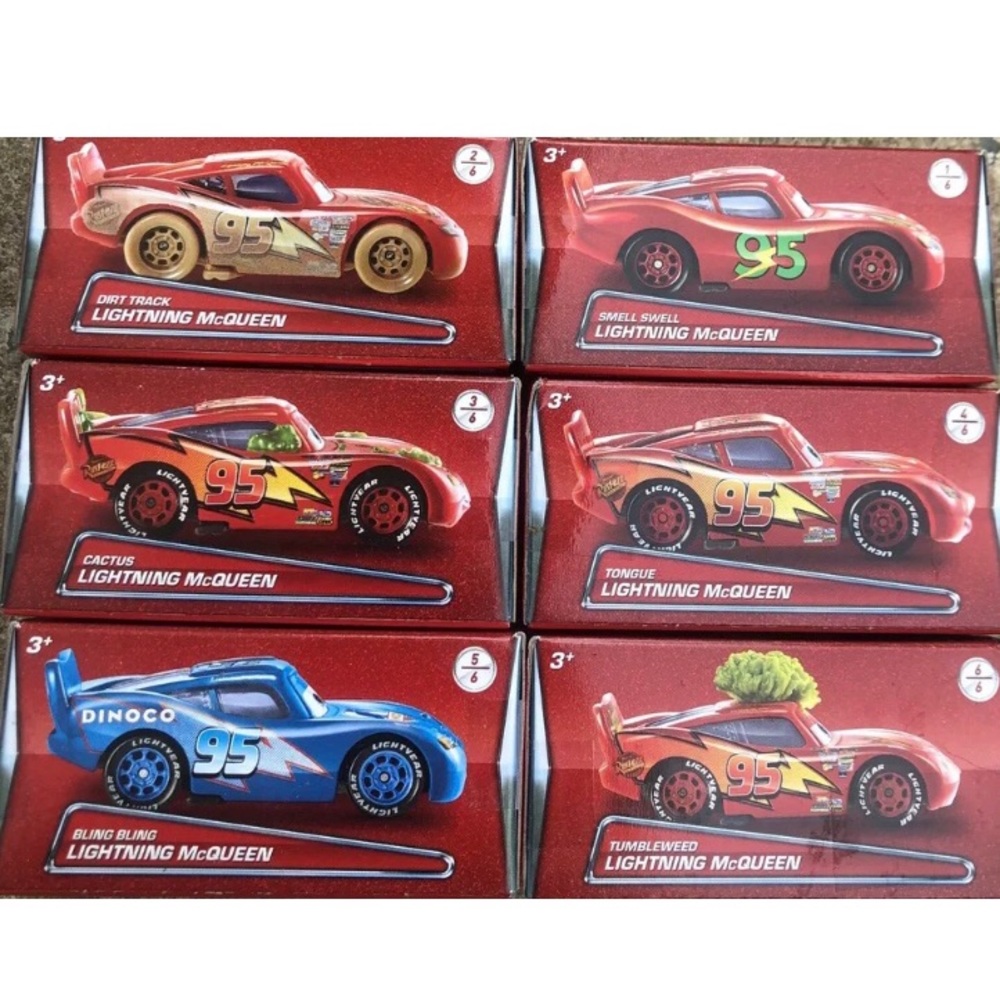 2017 Disney Pixar Cars LIGHTNING McQUEEN Boxed Set